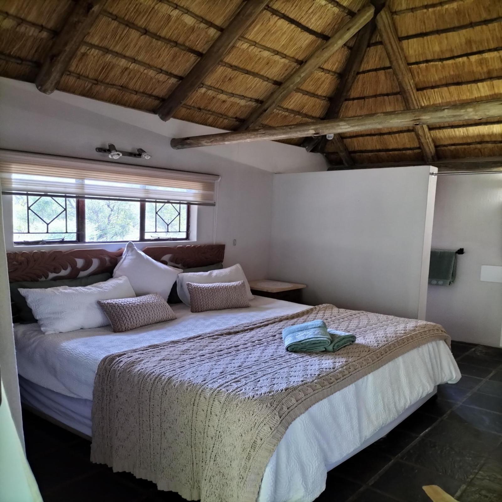 Room 1 — Photo of the whole room