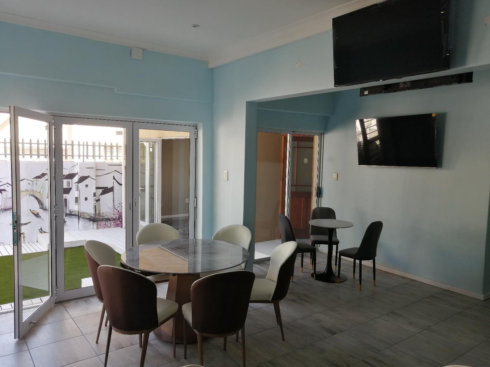 Lounge or bar