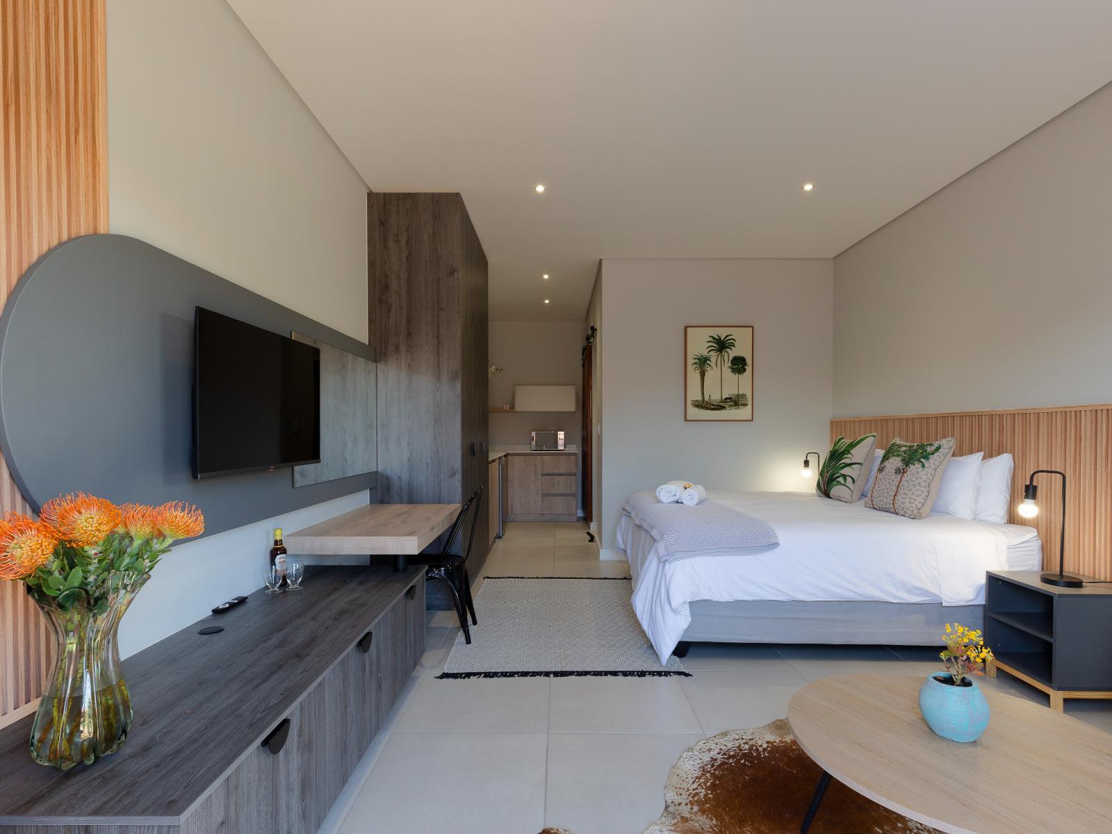 Room 1 — Photo of the whole room