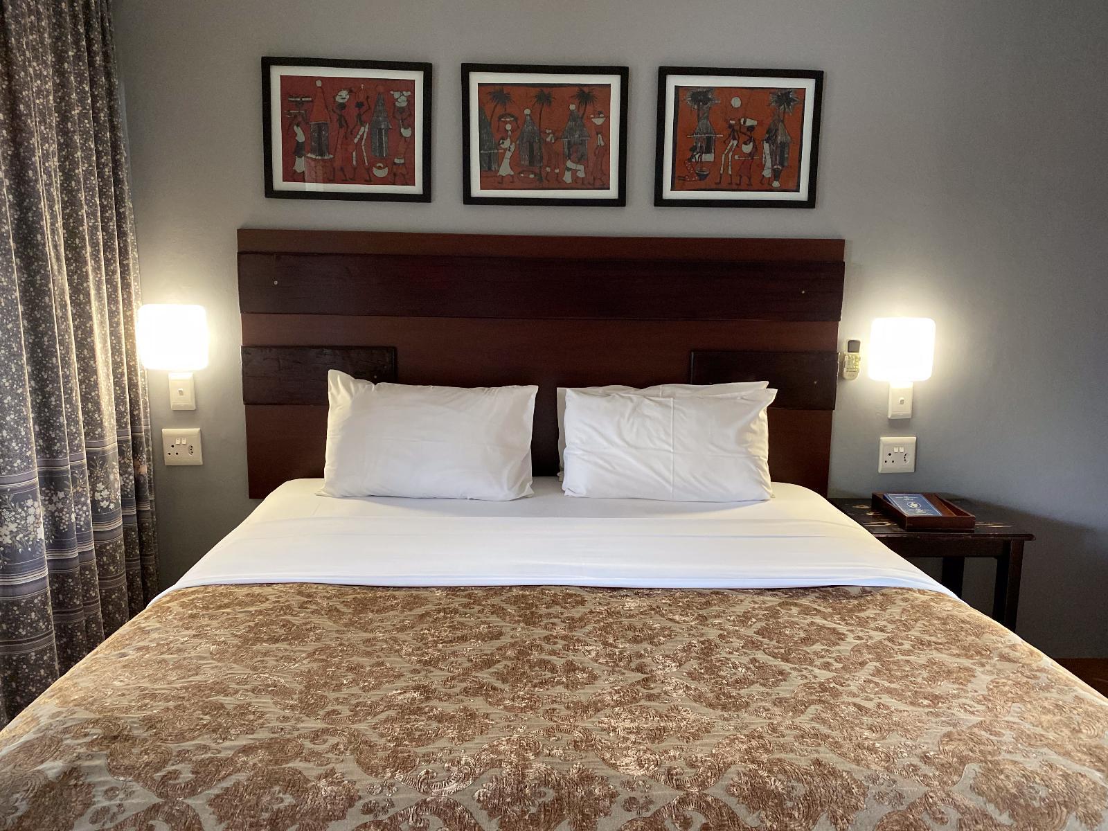 Room 1 — Decorative detail