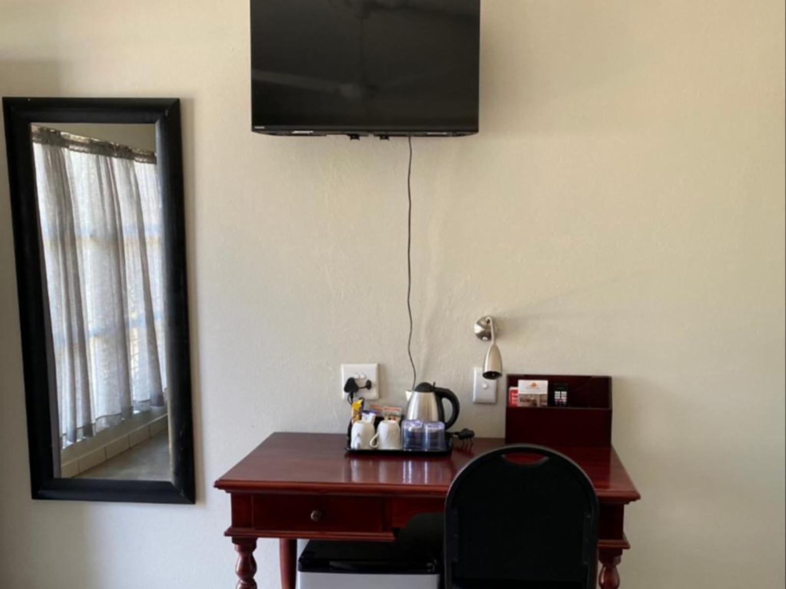Room 1 — Coffee/tea facilities