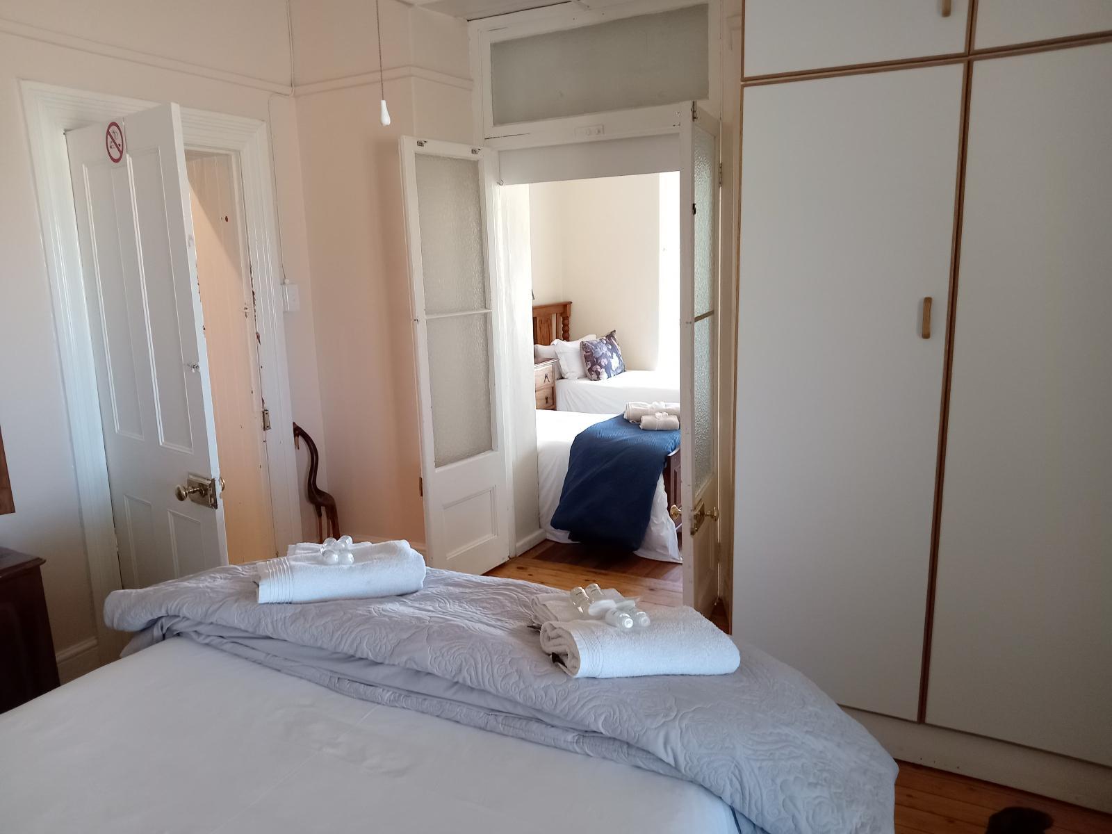 Room 2 — Photo of the whole room
