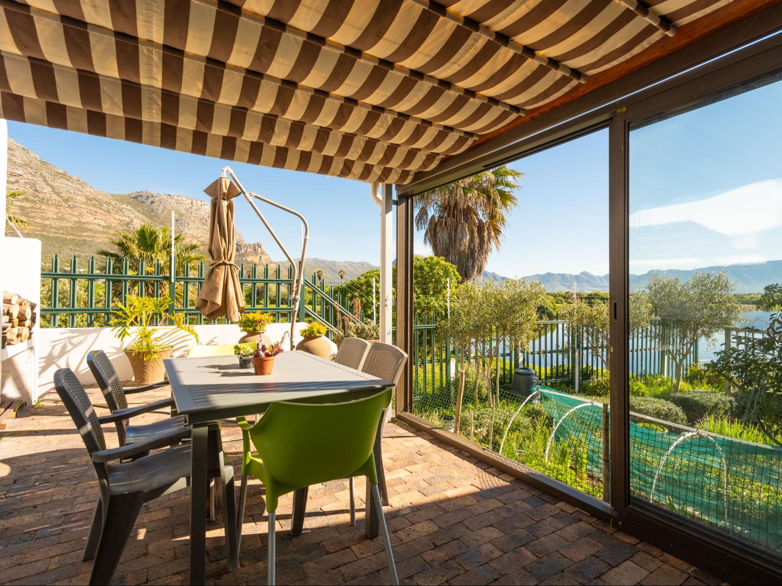 Room 1 — Balcony/Terrace