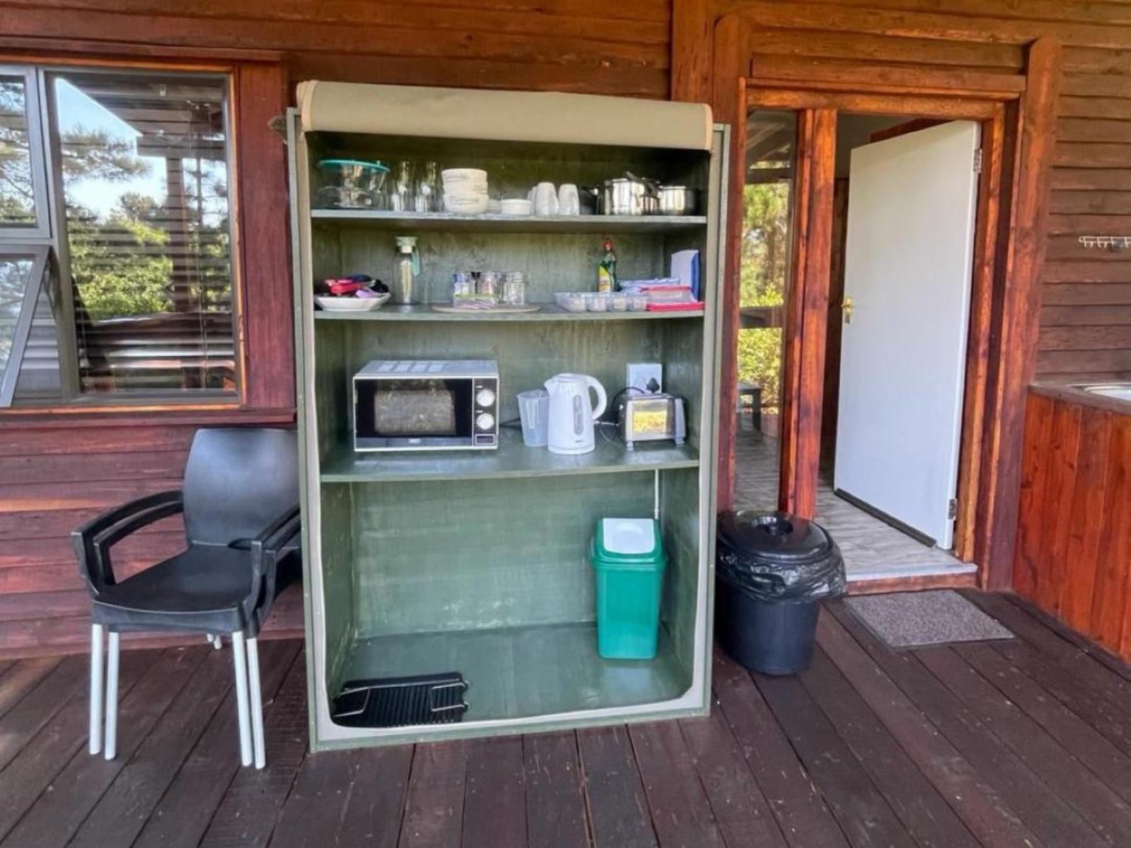 Room 1 — Kitchenette