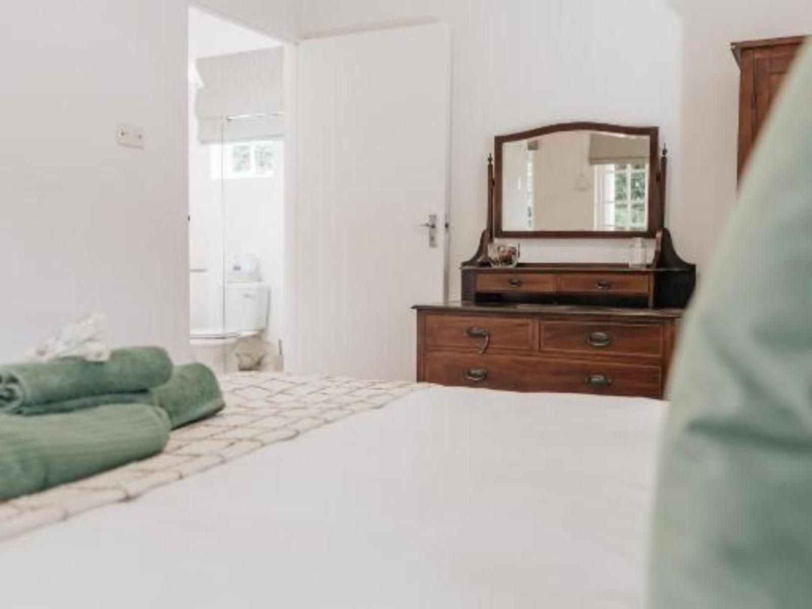 Room 1 — Photo of the whole room