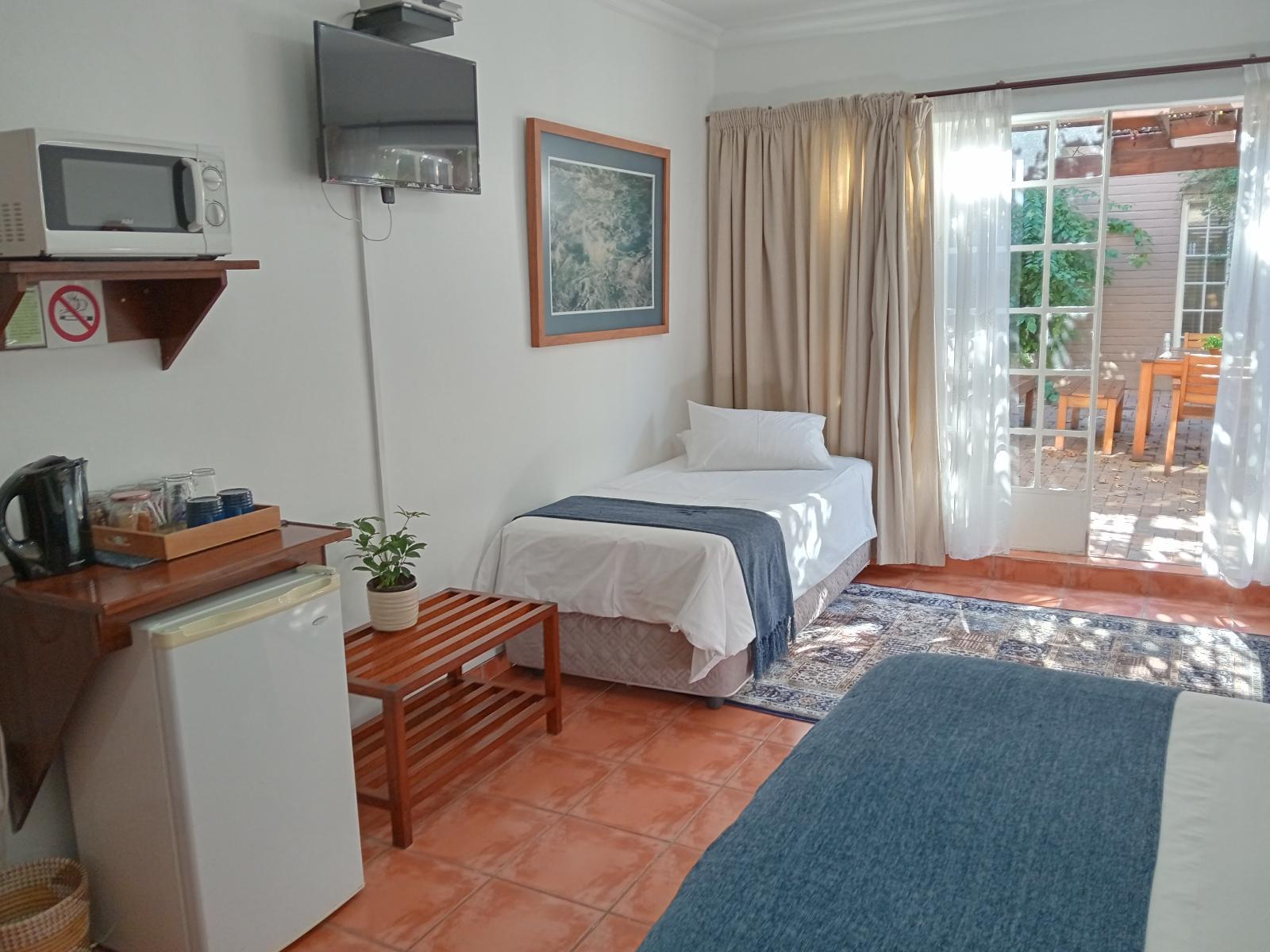 Room 3 — Photo of the whole room