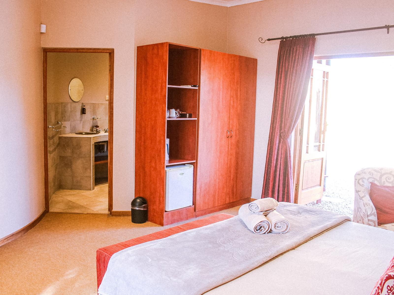 Room 1 — Photo of the whole room