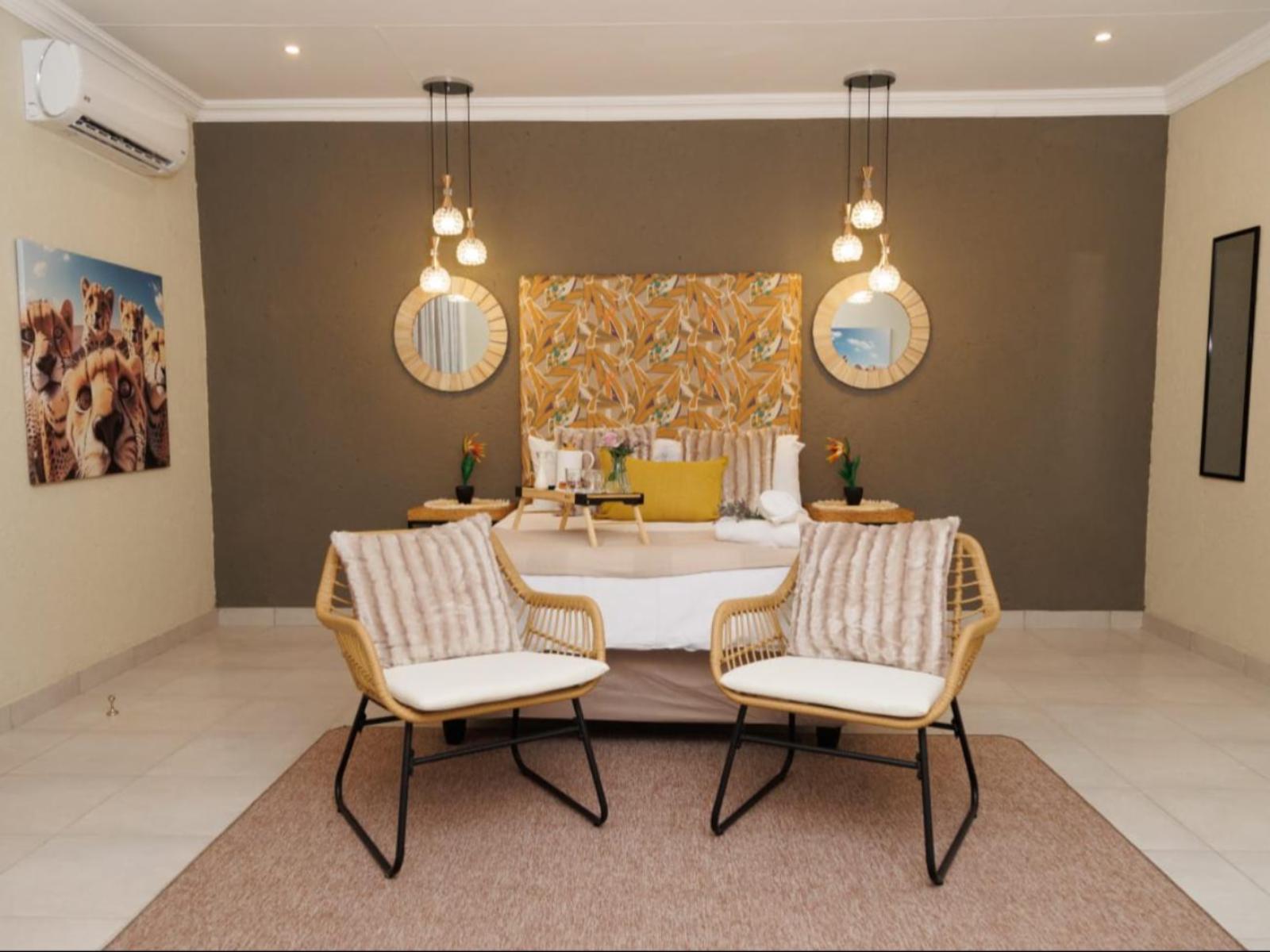 Room 1 — Photo of the whole room