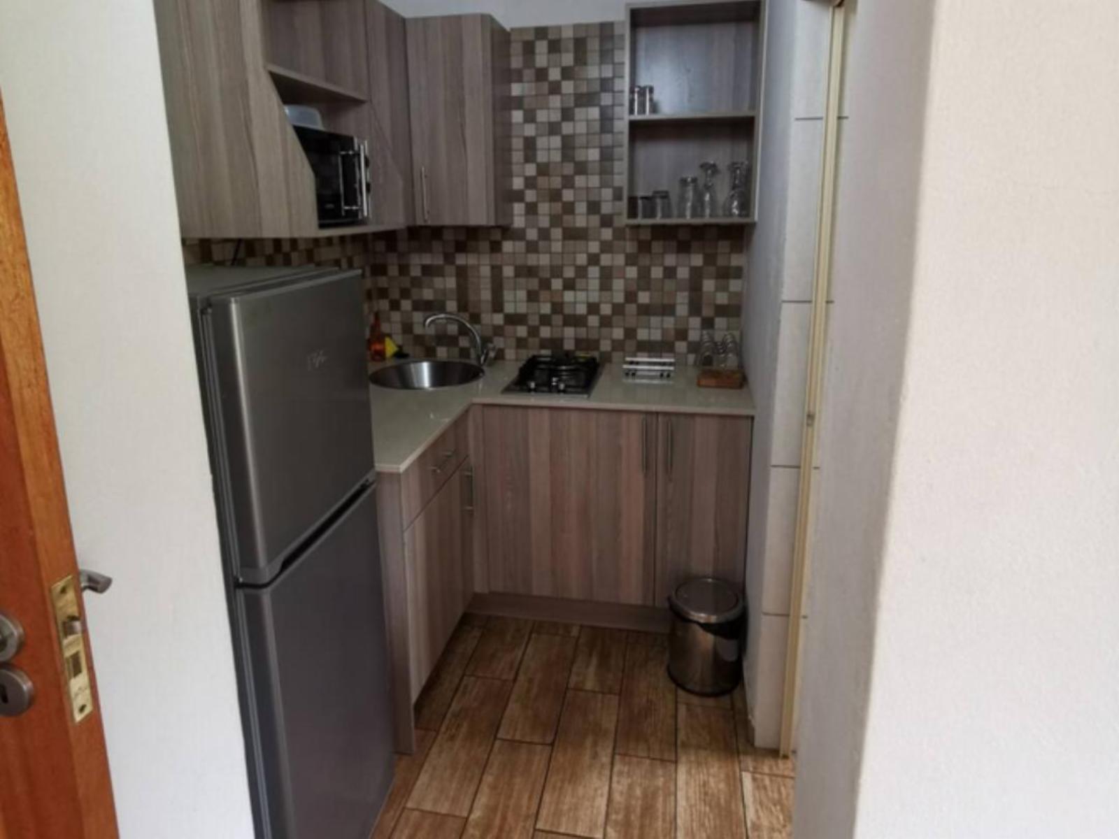 Room 1 — Kitchenette