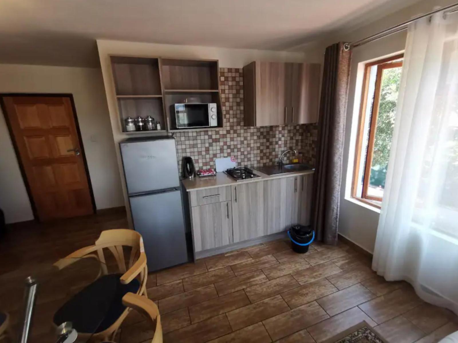 Room 1 — Kitchenette