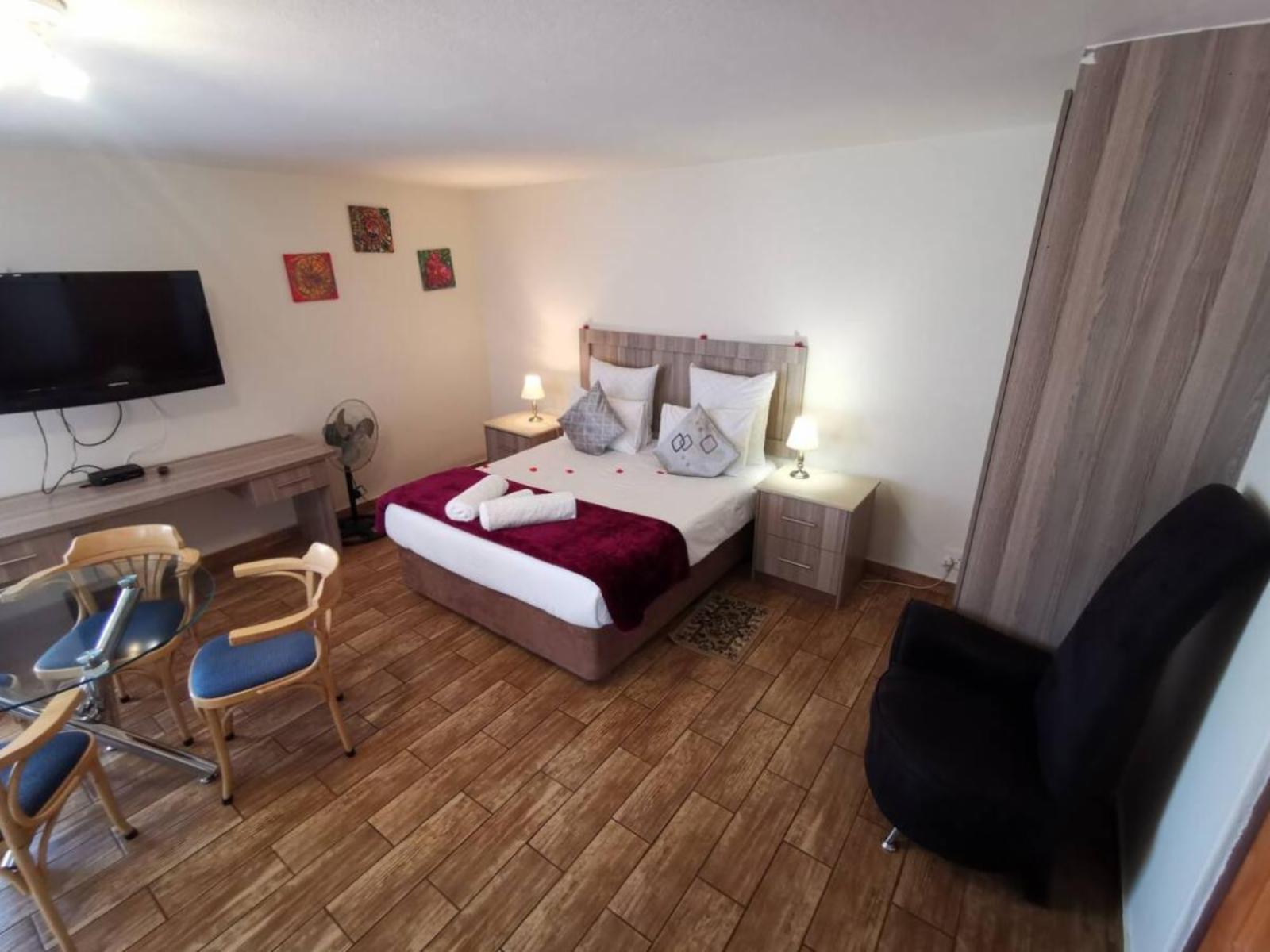 Room 1 — TV and multimedia