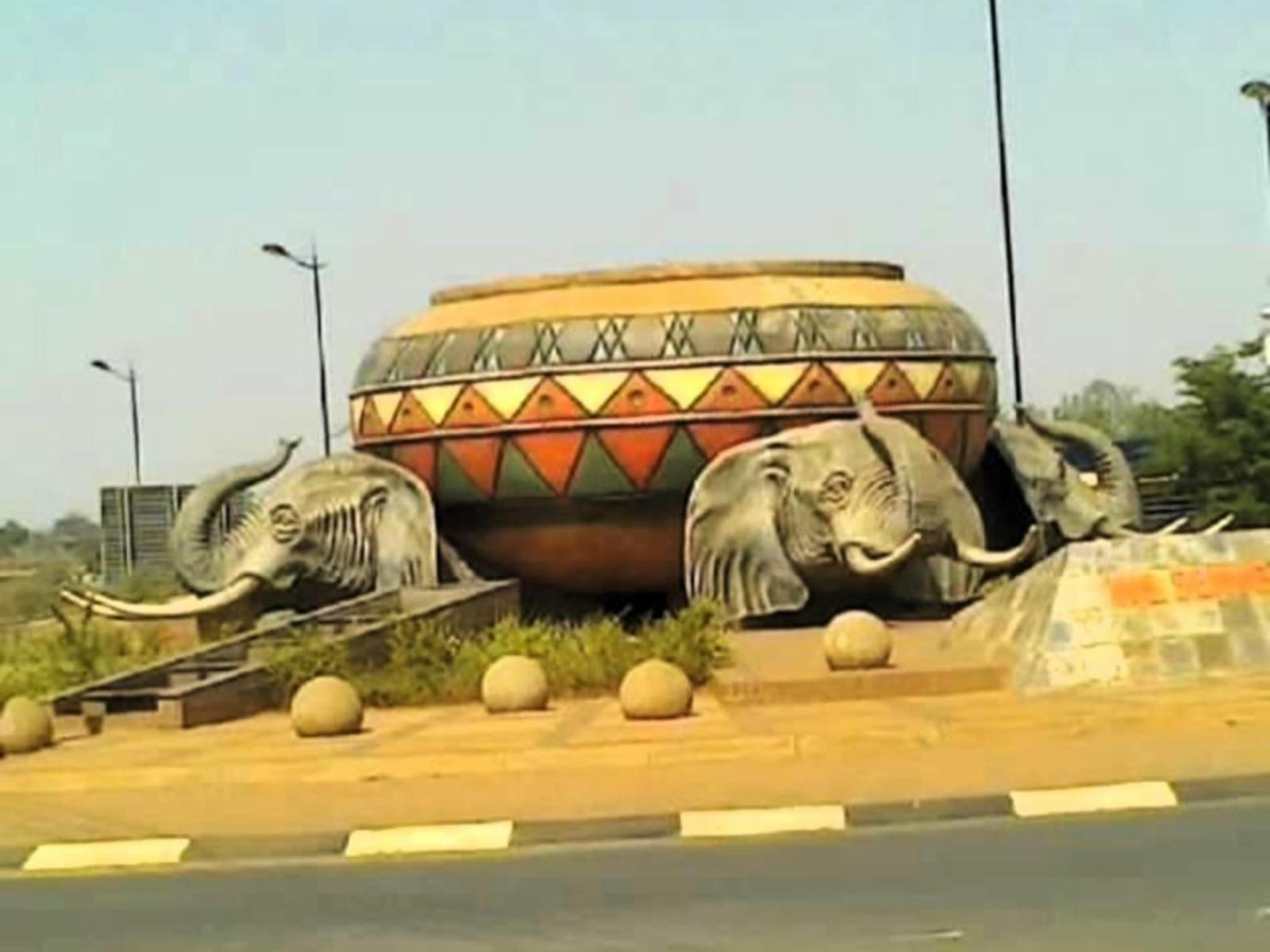Nearby landmark