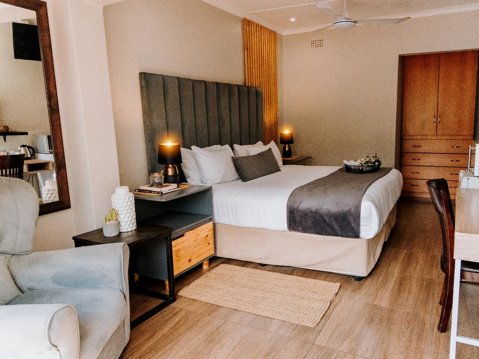 Room 2 — Photo of the whole room