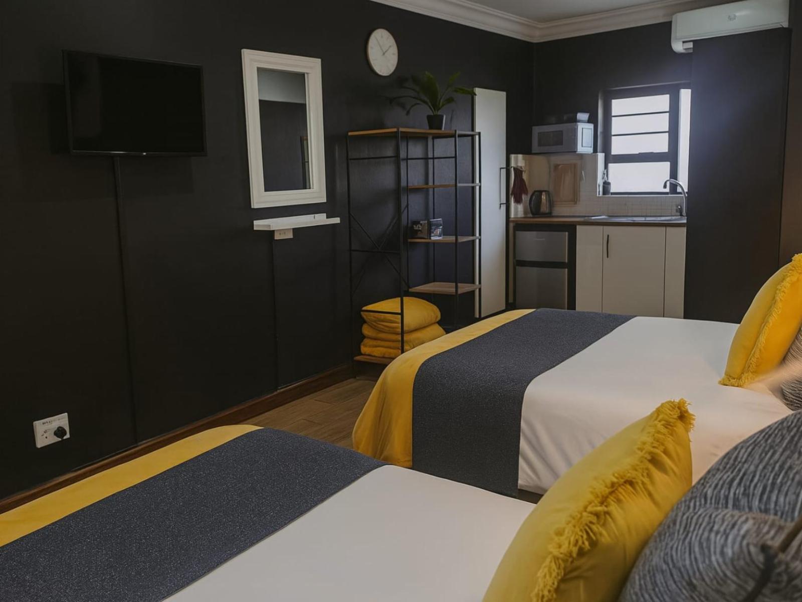 Room 2 — Coffee/tea facilities