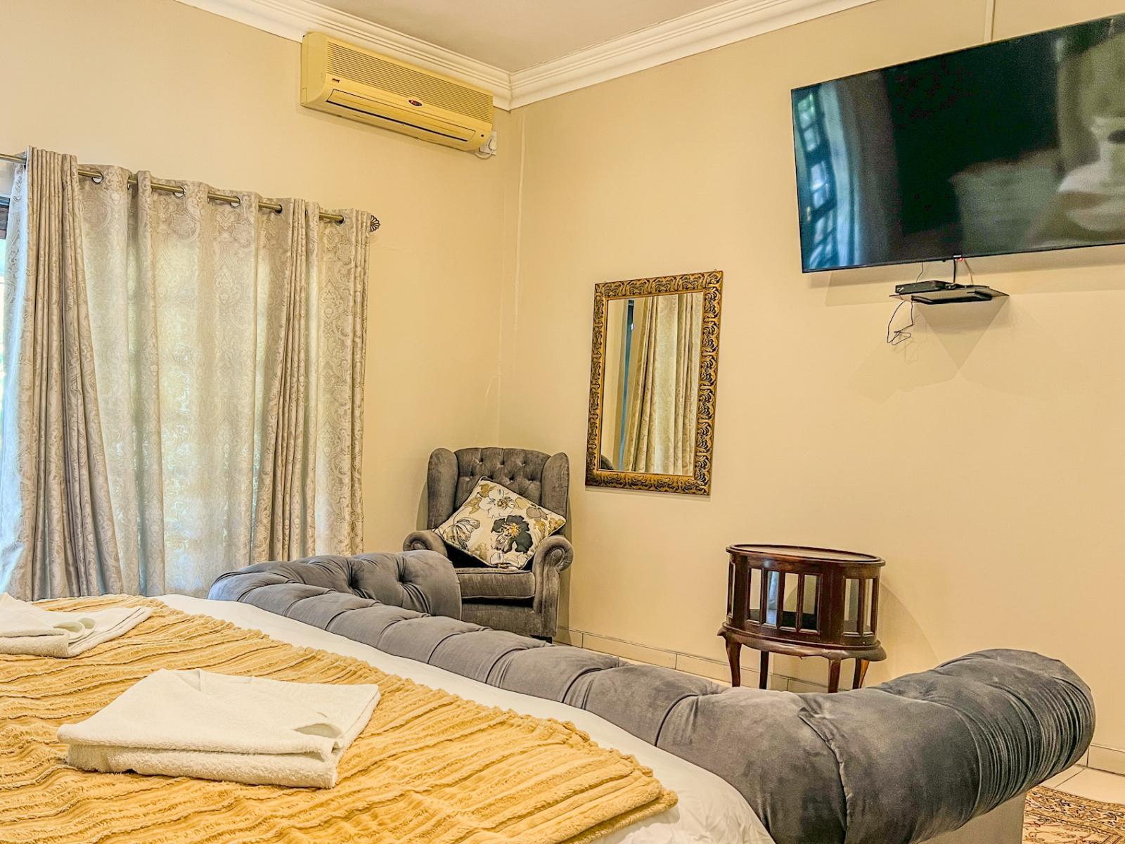 Room 1 — TV and multimedia