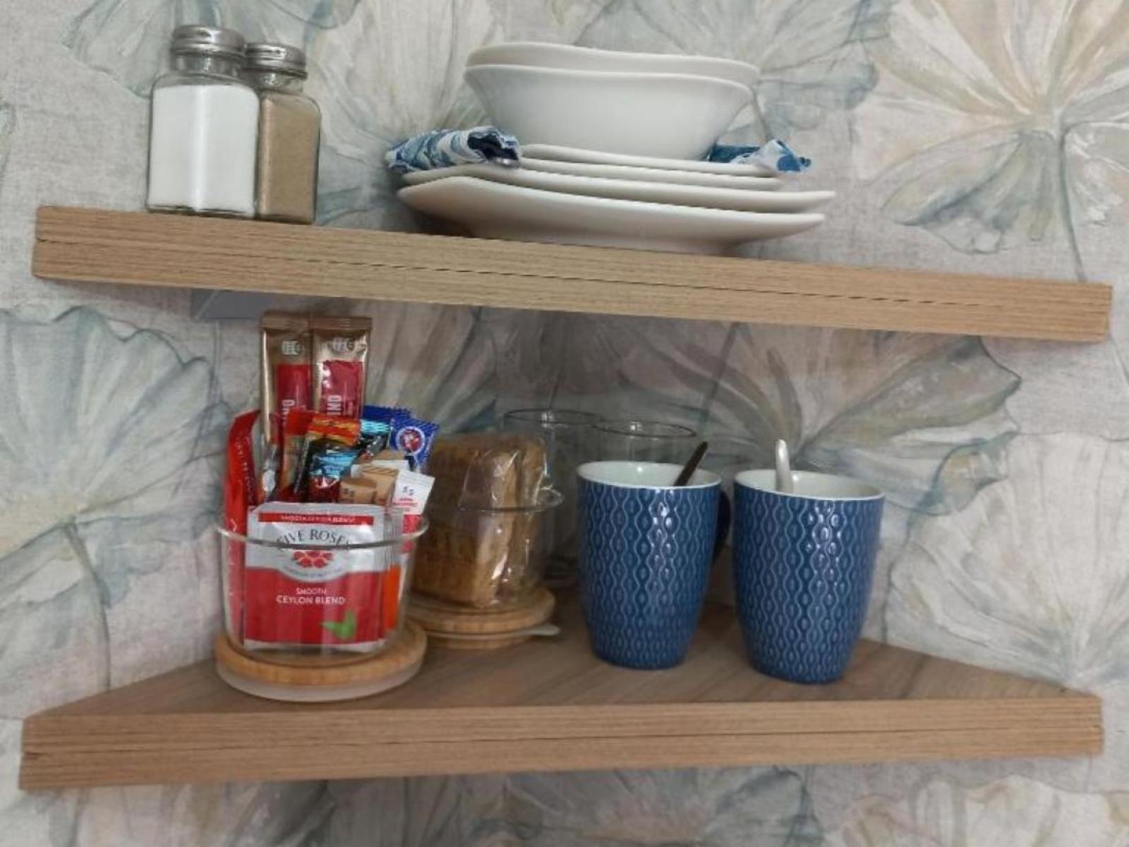 Room 1 — Coffee/tea facilities