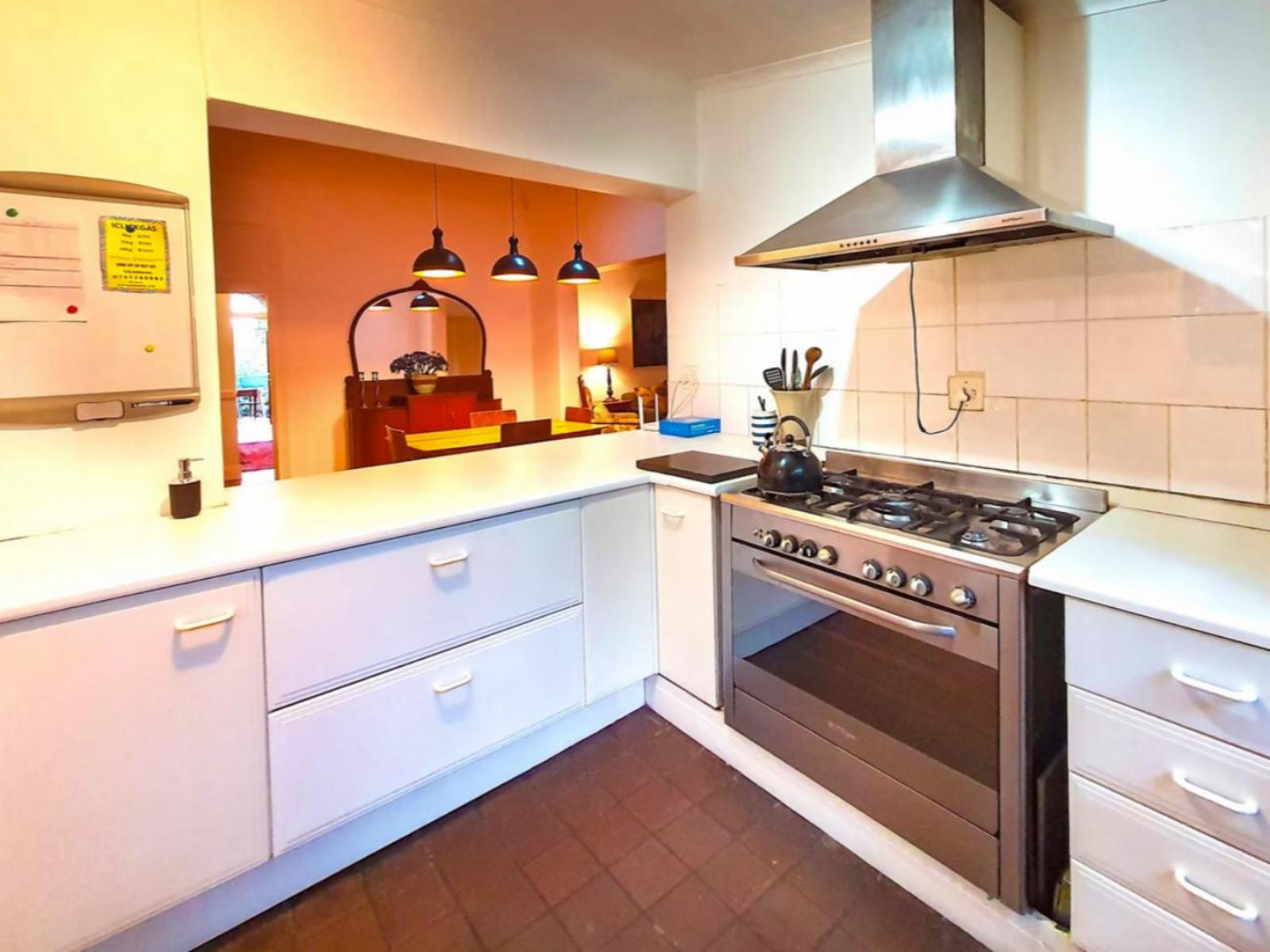 Room 4 — Kitchenette