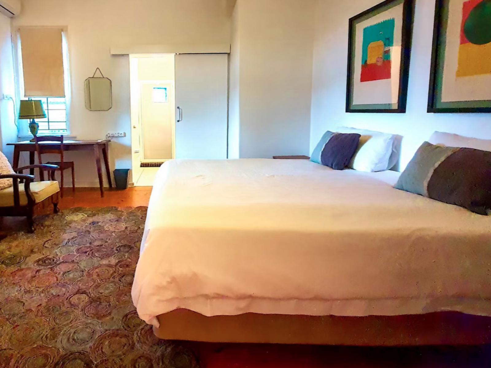 Room 4 — Bed