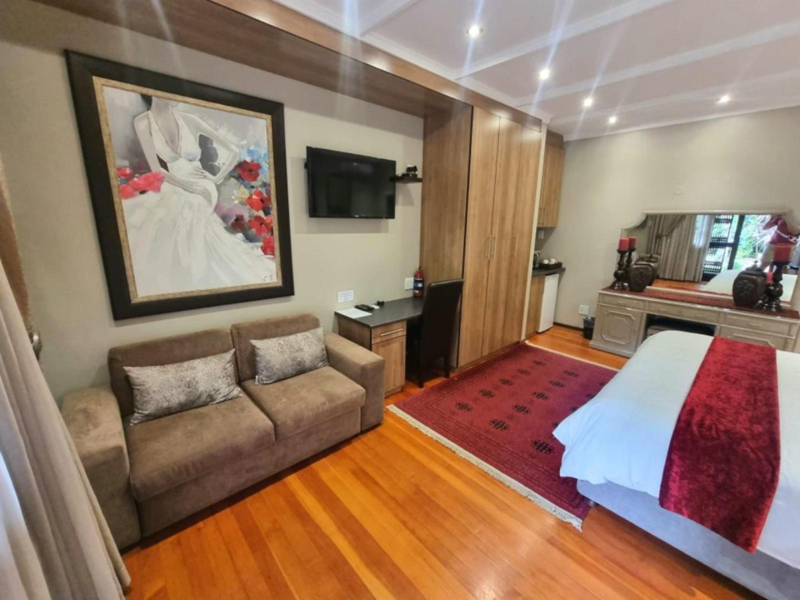 Room 1 — TV and multimedia