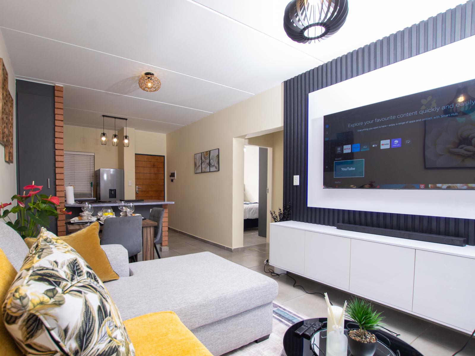 Room 1 — TV and multimedia