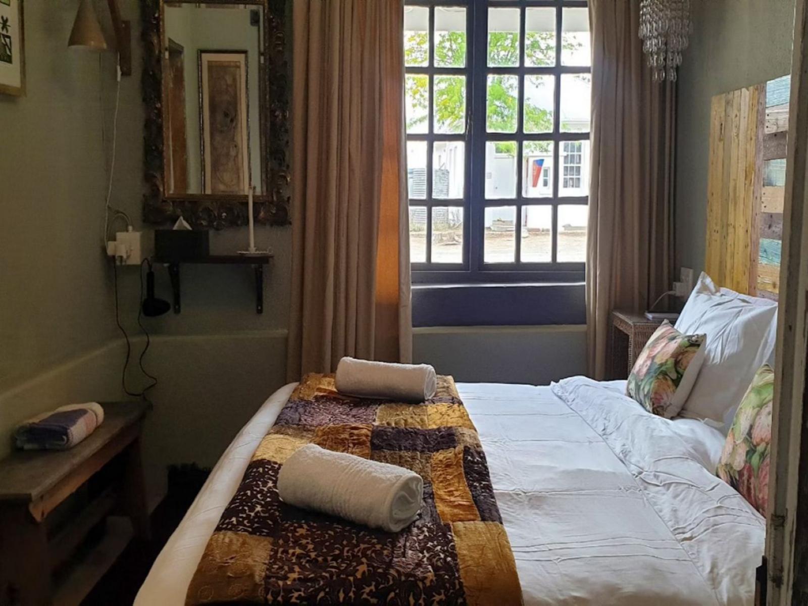 Room 1 — Photo of the whole room