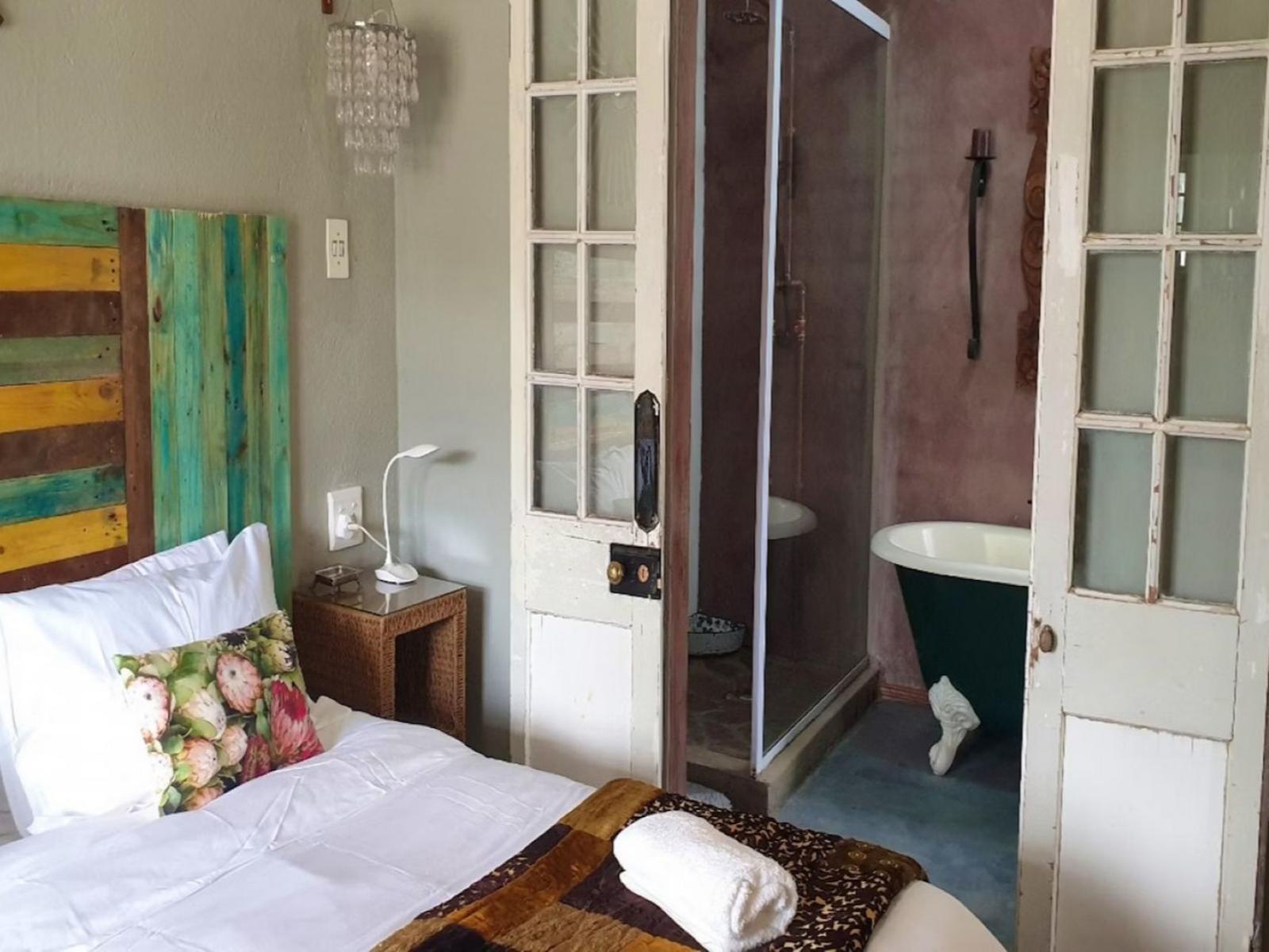Room 1 — Photo of the whole room