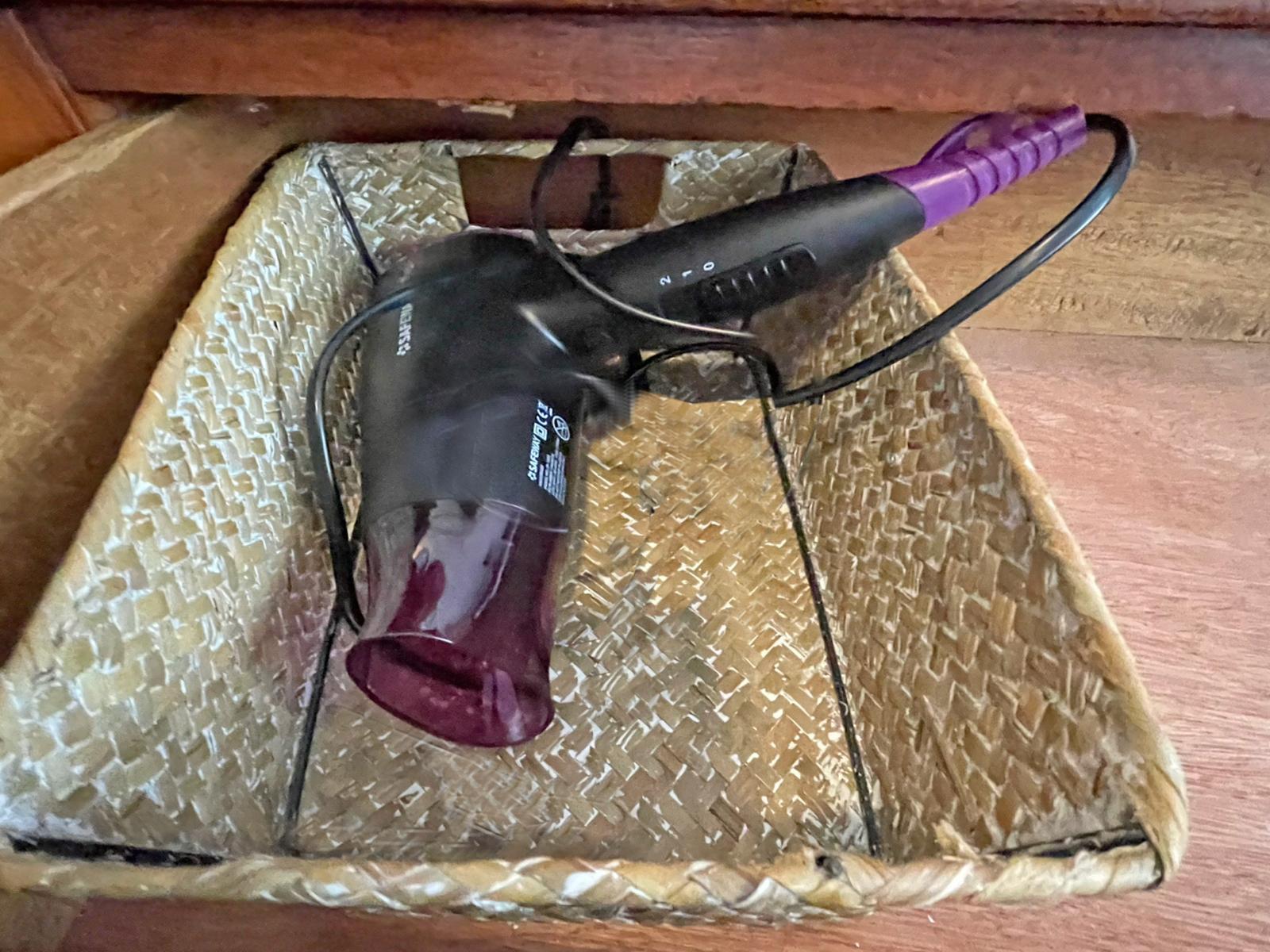 Room 1 — Decorative detail