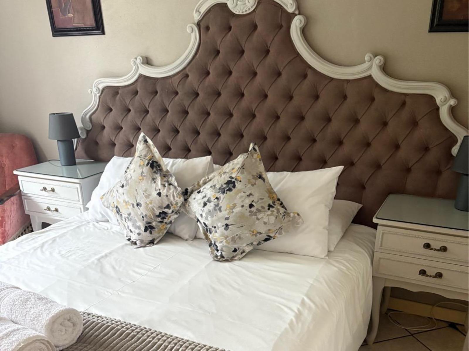 Room 1 — Seating area