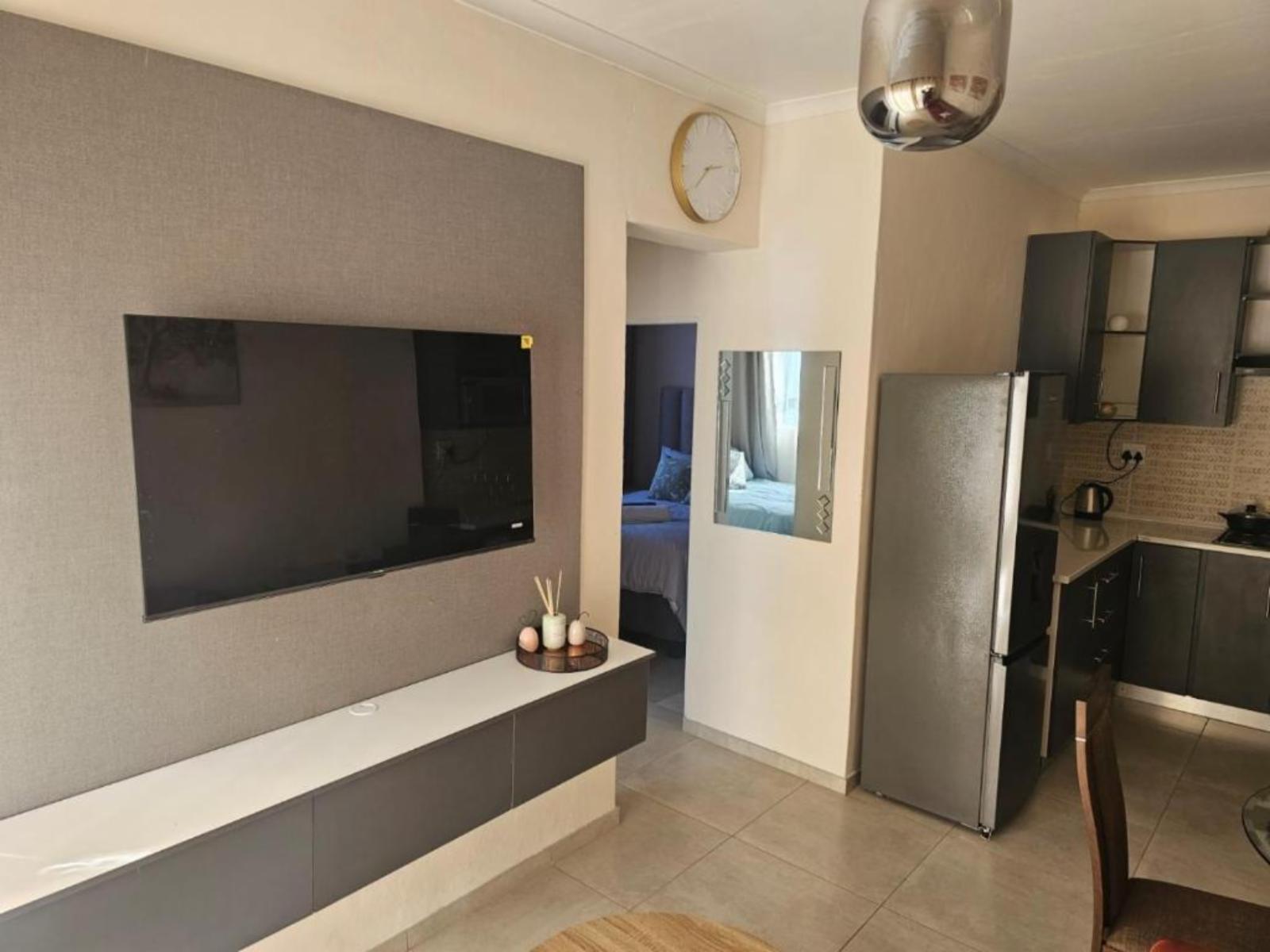 Room 1 — TV and multimedia