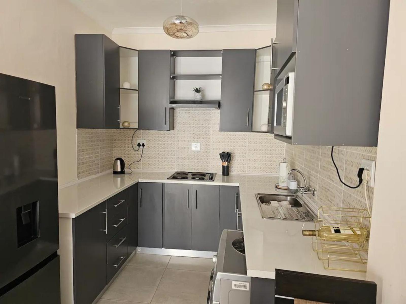 Room 1 — Kitchenette
