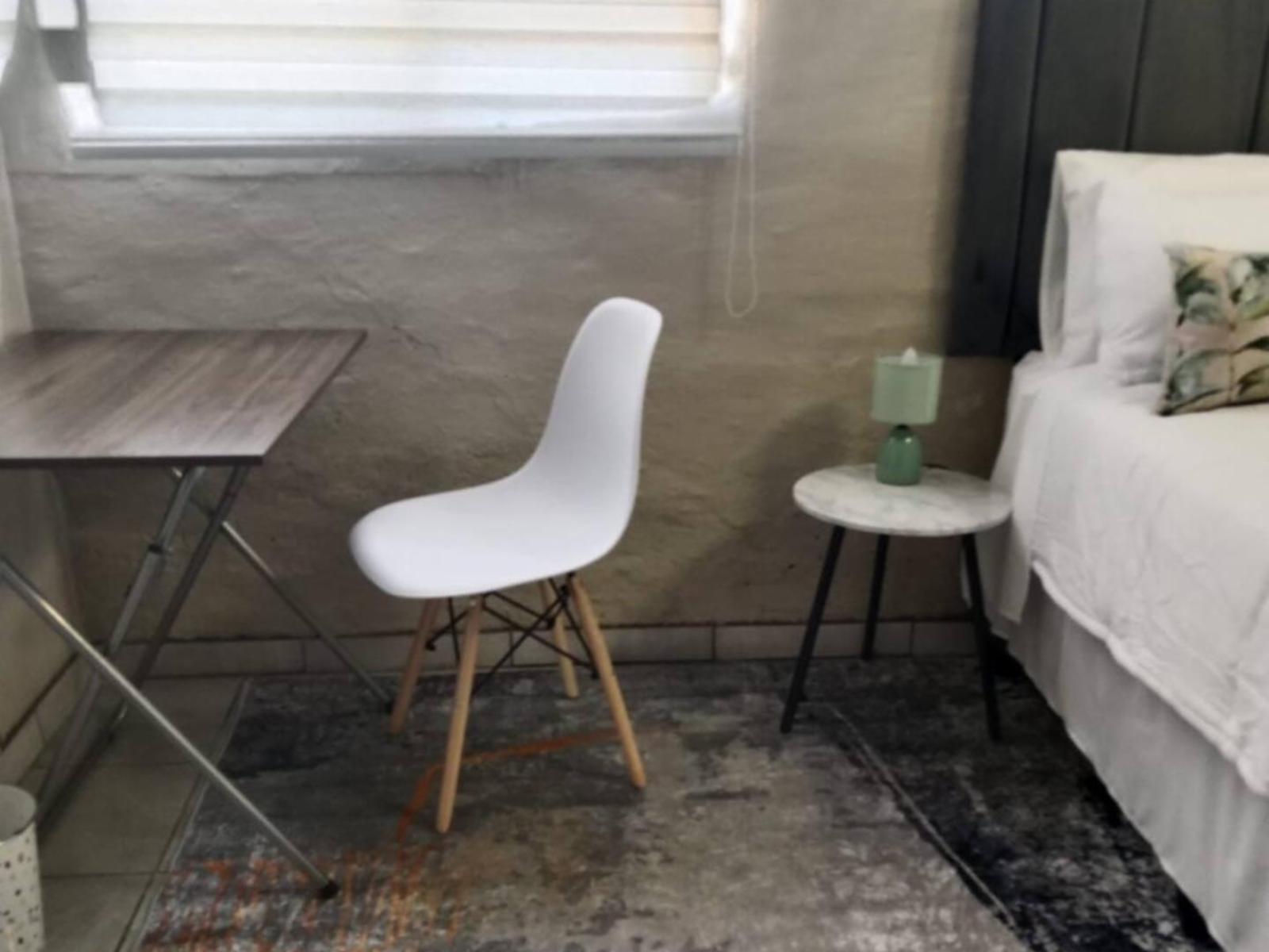 Room 1 — Photo of the whole room