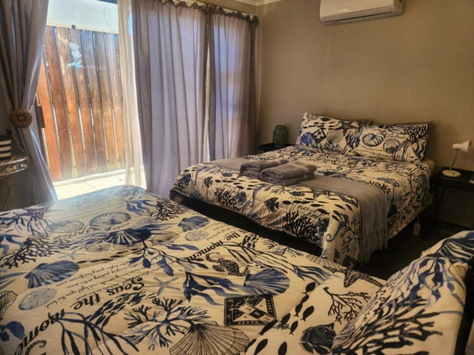Room 1 — Photo of the whole room