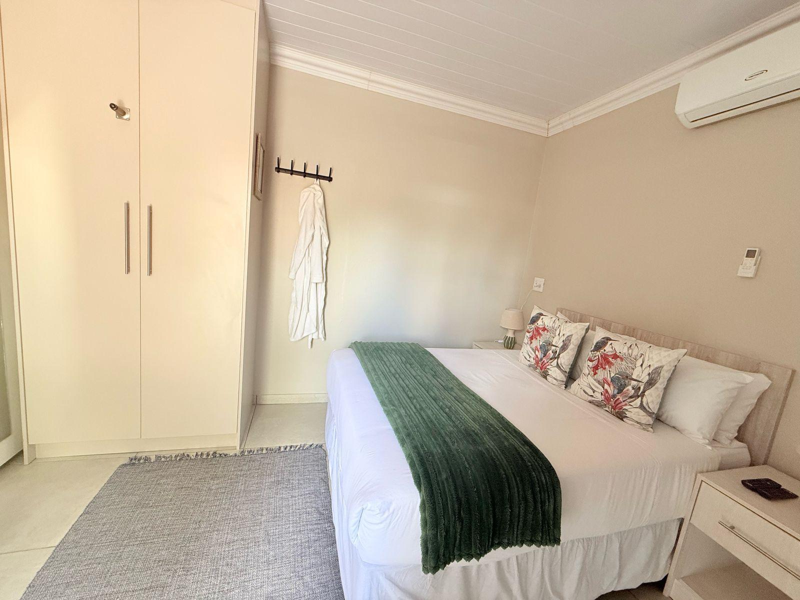 Room 7 — Photo of the whole room