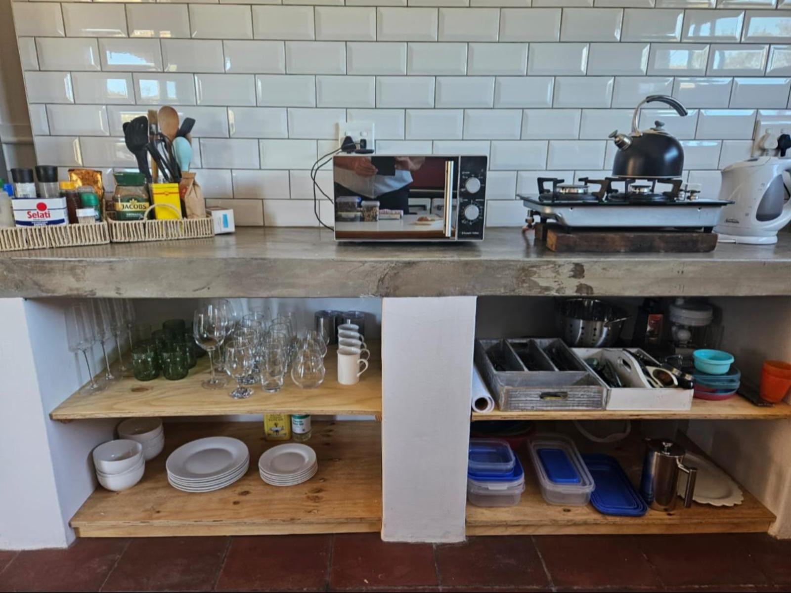 Room 1 — Kitchenette