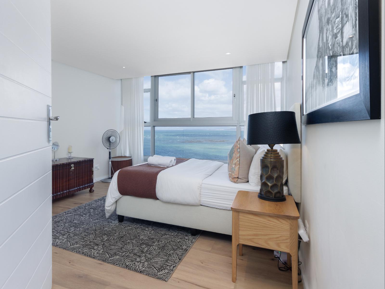 Room 1 — Photo of the whole room