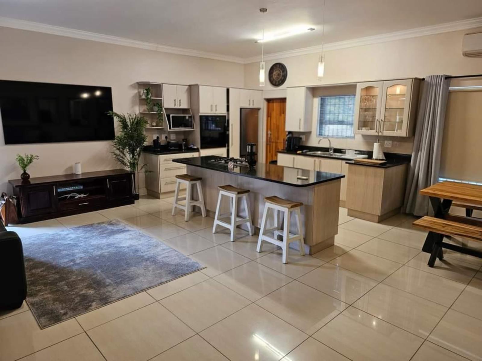 Room 1 — Kitchenette