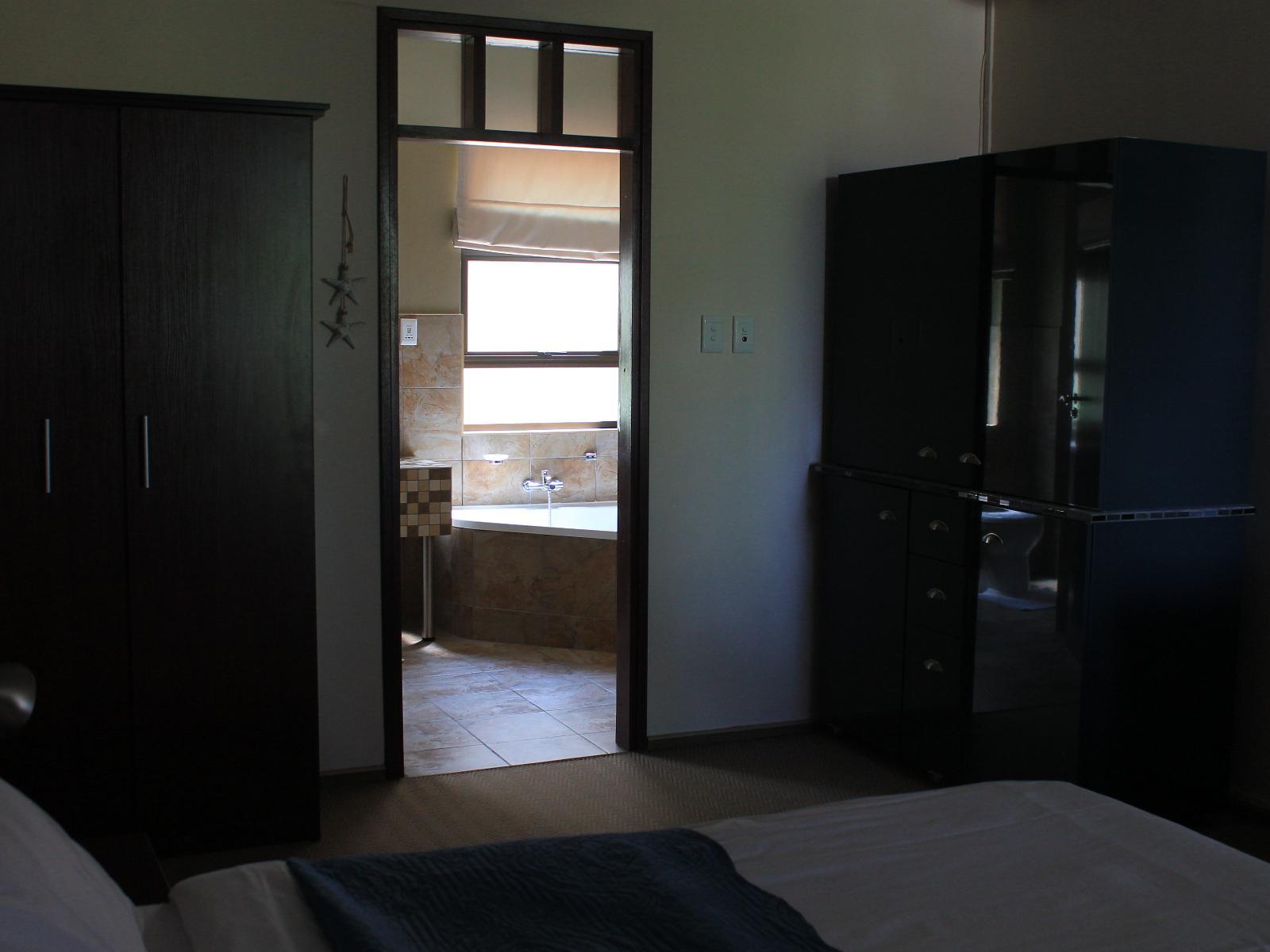Room 1 — Photo of the whole room