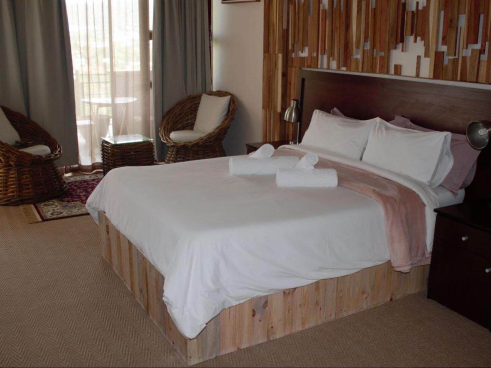 Room 1 — Photo of the whole room