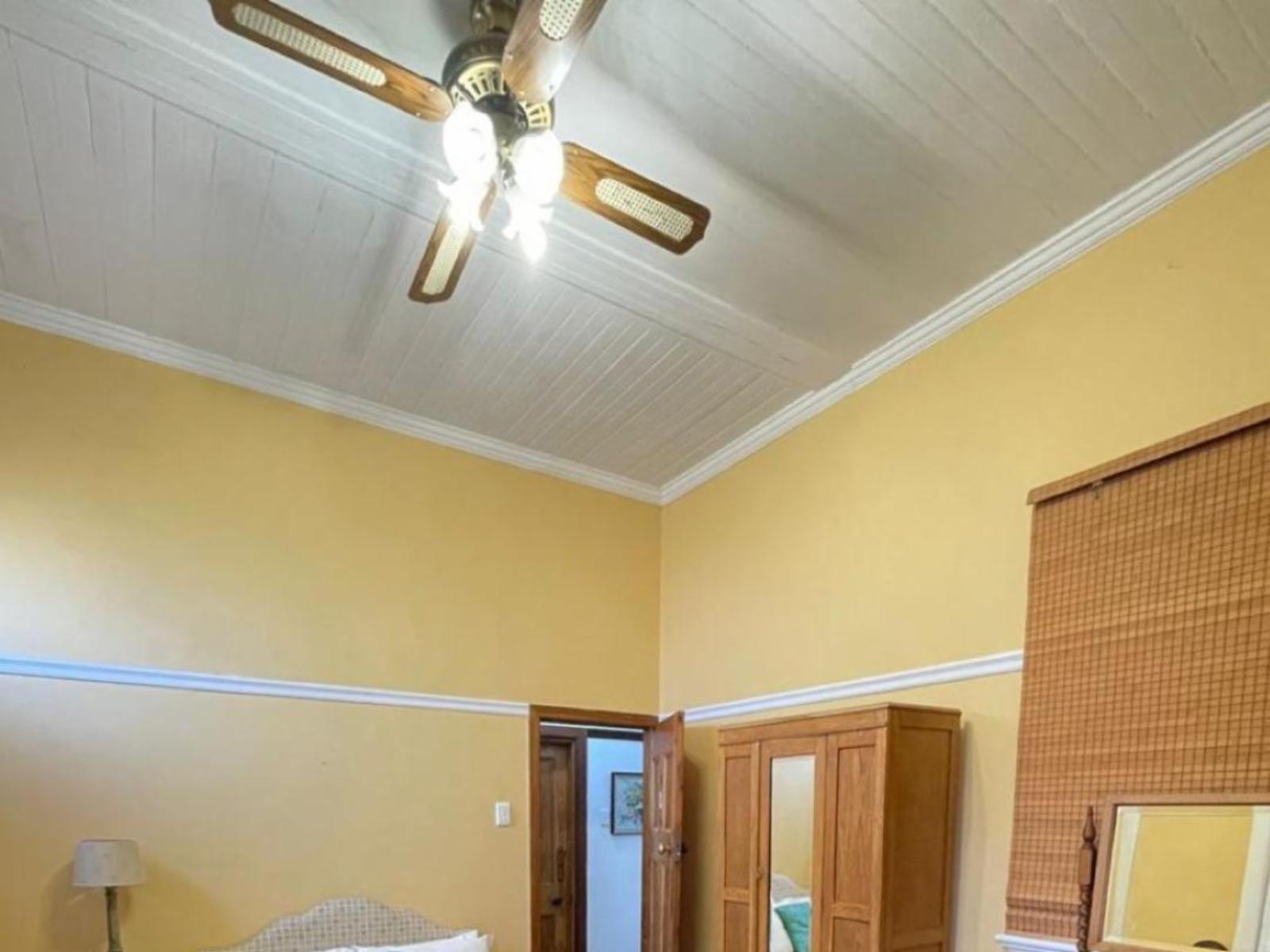 Room 1 — Decorative detail