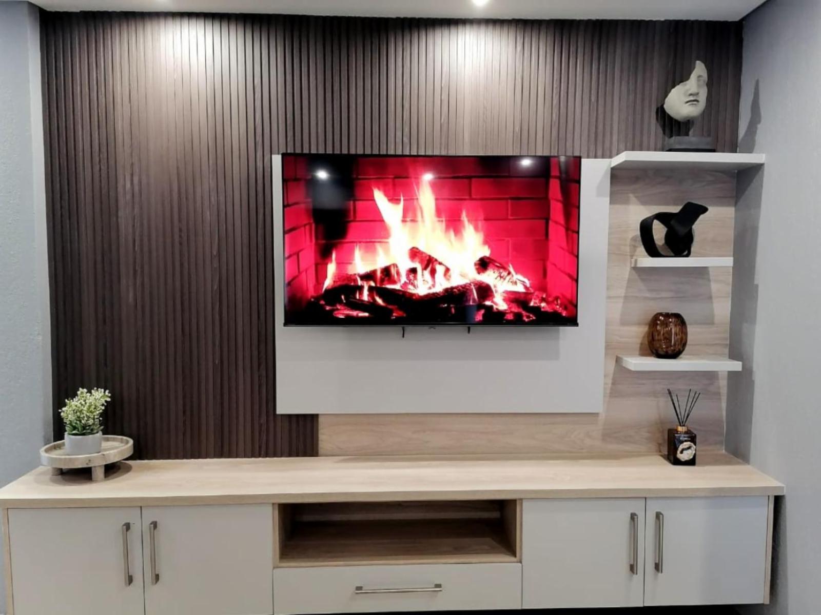 Room 1 — TV and multimedia