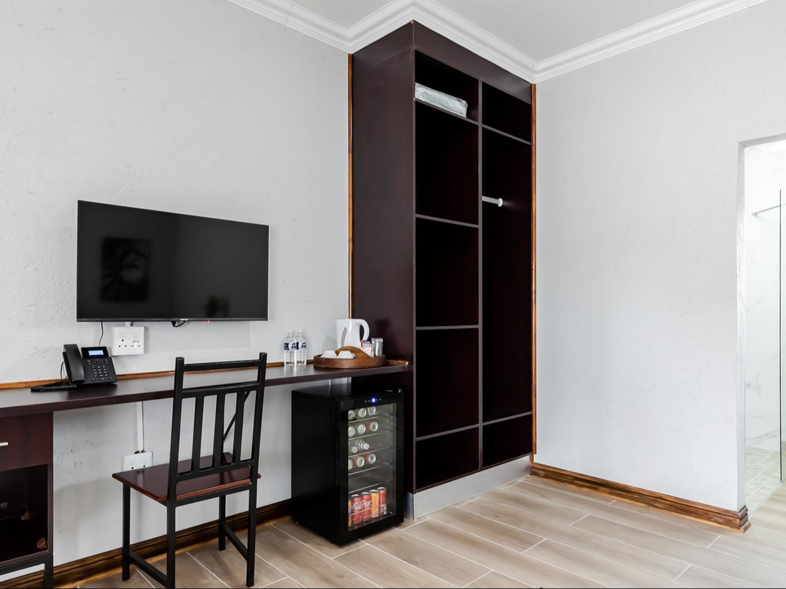 Room 1 — Breakfast area