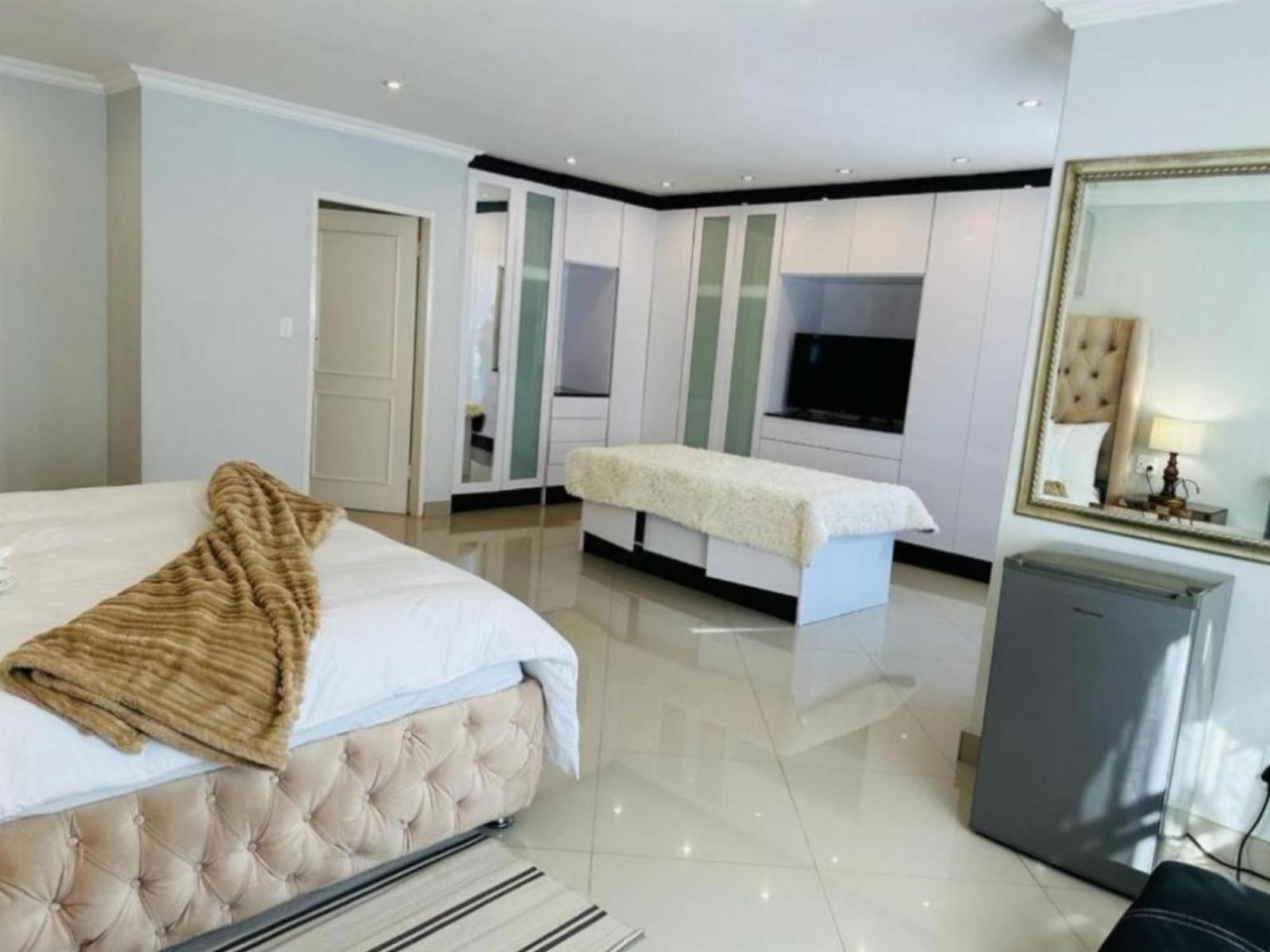 Room 1 — TV and multimedia