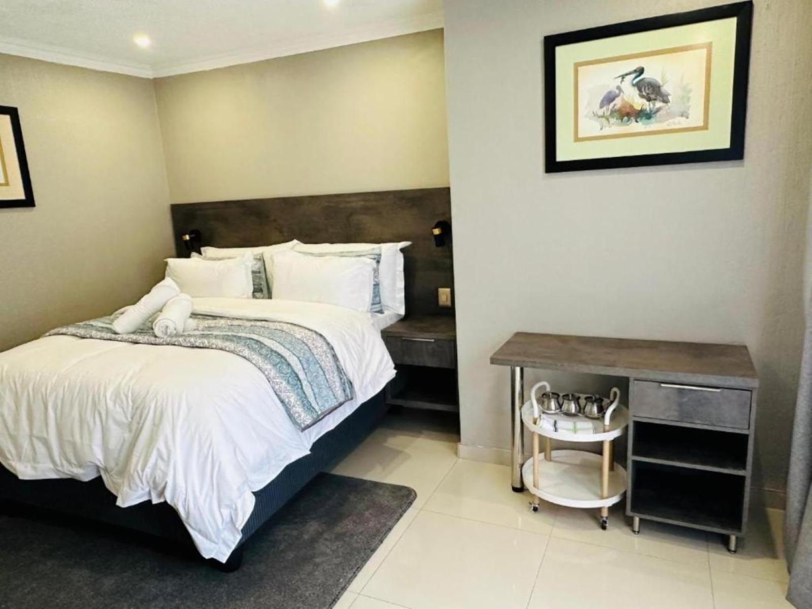 Room 1 — Photo of the whole room