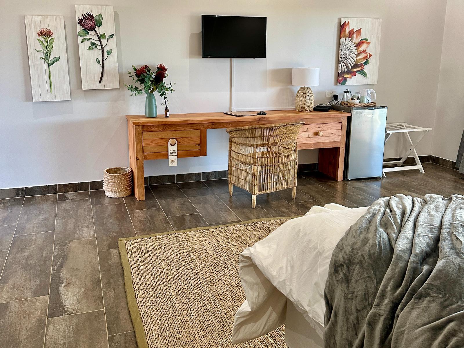 Room 1 — TV and multimedia