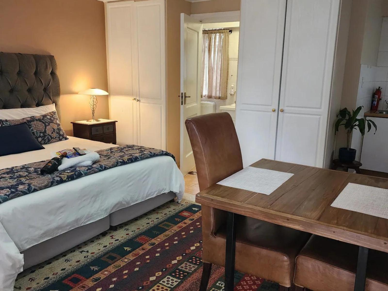Room 1 — Photo of the whole room