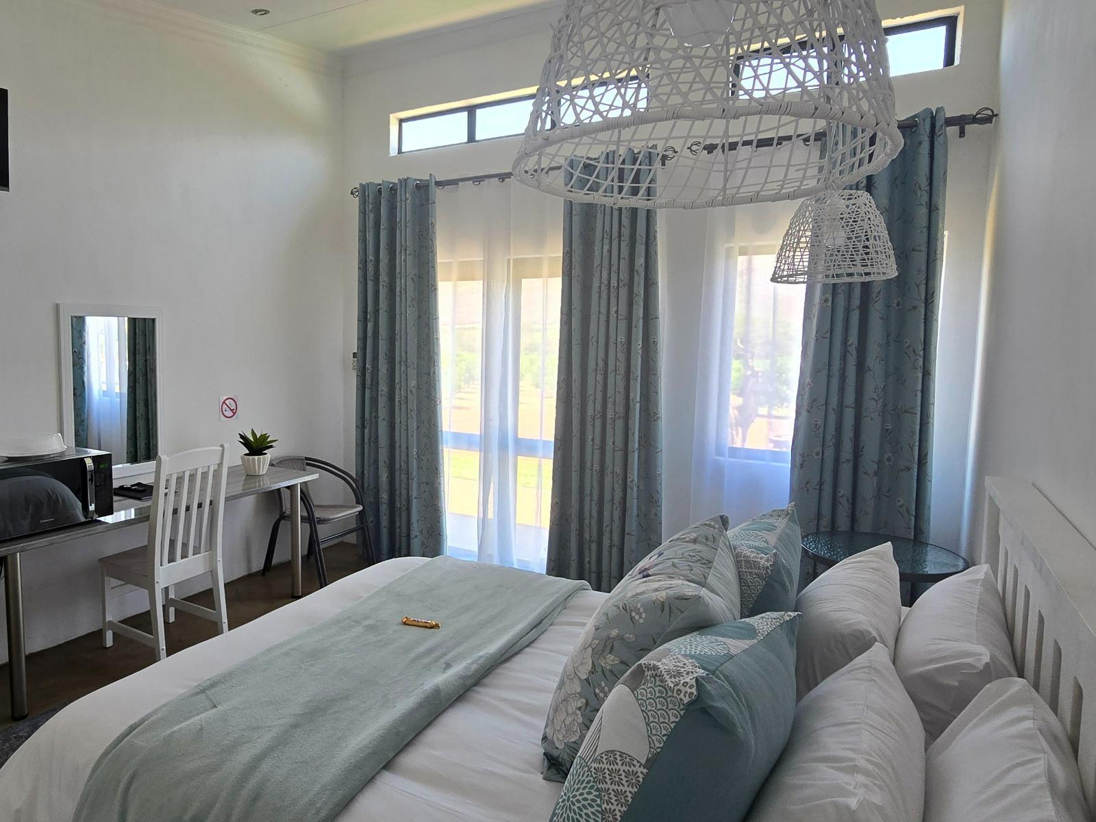 Room 1 — Photo of the whole room