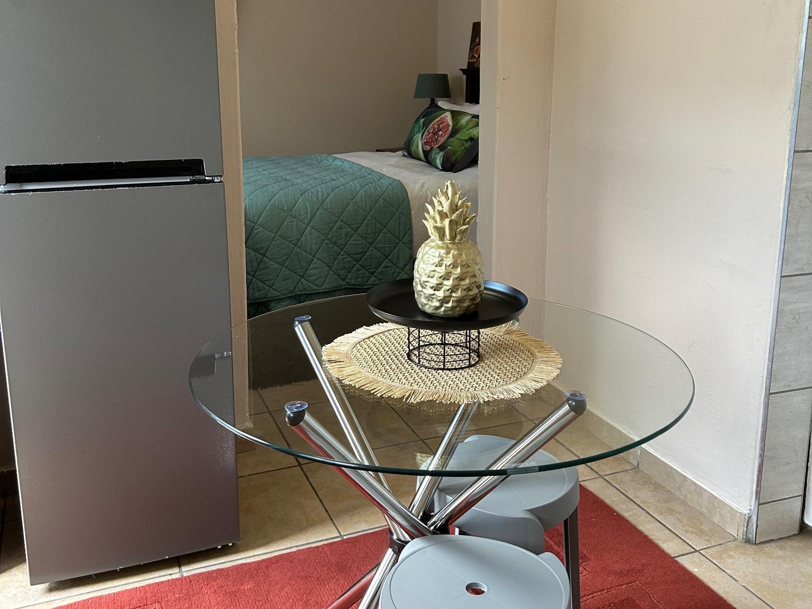 Room 1 — Kitchenette