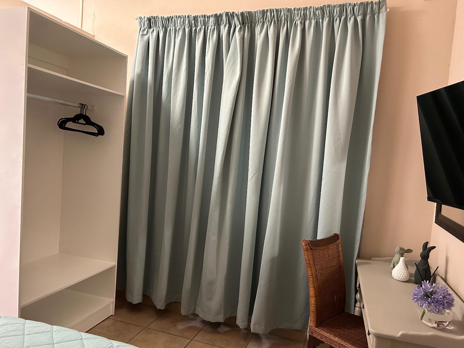 Room 1 — Photo of the whole room