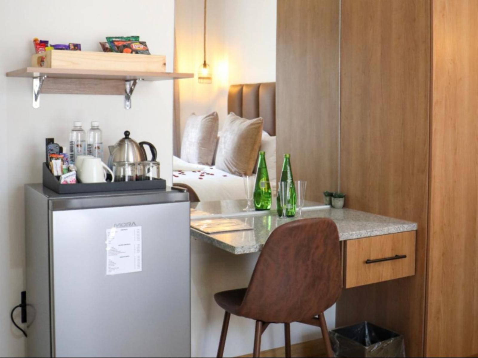 Room 2 — Coffee/tea facilities