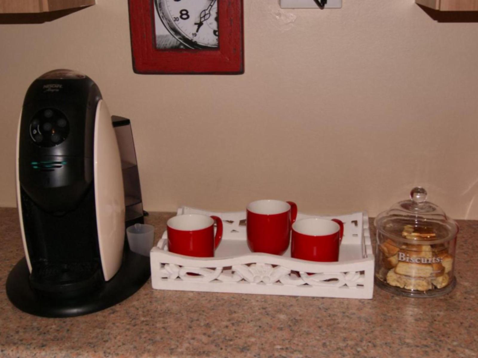 Room 1 — Coffee/tea facilities